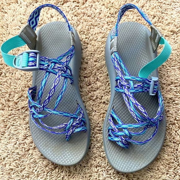 3 Strap Chacos - Picture 1 of 5